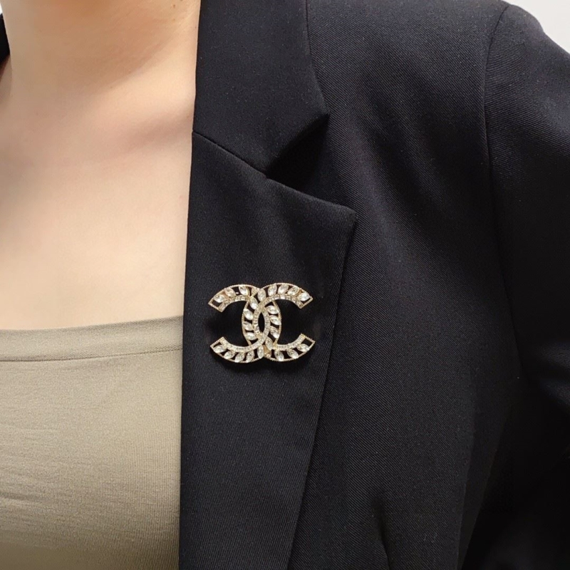 Ch*el brooches